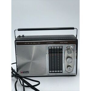 Vintage Craftsman 5 Band Solid State Radio Model 1969-P Leather Body AC/Battery